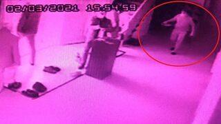 Cami çıkışı imamın ayakkabısını giyip ayrıldı