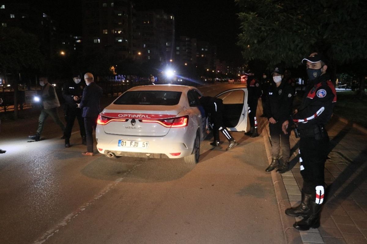 Adana&rsquo;da 2 bin polisle &lsquo;Huzur ve G&uuml;ven&rsquo; uygulaması