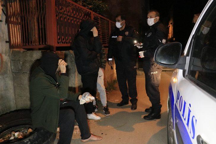 Polisten kaçtıktan sonra yakalanan sürücü, ”yanımdakiler çocuk ondan kaçtım” dedi G1