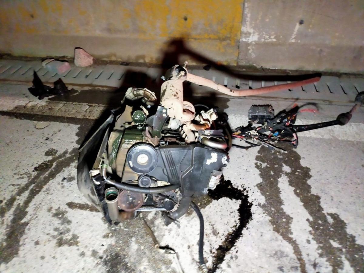 Pendik&rsquo;te otomobil takla attı: 1&rsquo;i ağır 5 yaralı