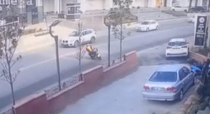 (Özel) İstanbul’da feci kaza kamerada: 30 metre sürüklenip aracın altına girdi G1