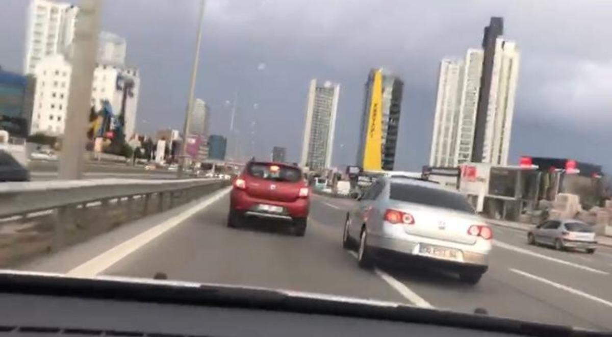 (&Ouml;zel) İstanbul trafiğinde "makas" ter&ouml;r&uuml; kamerada