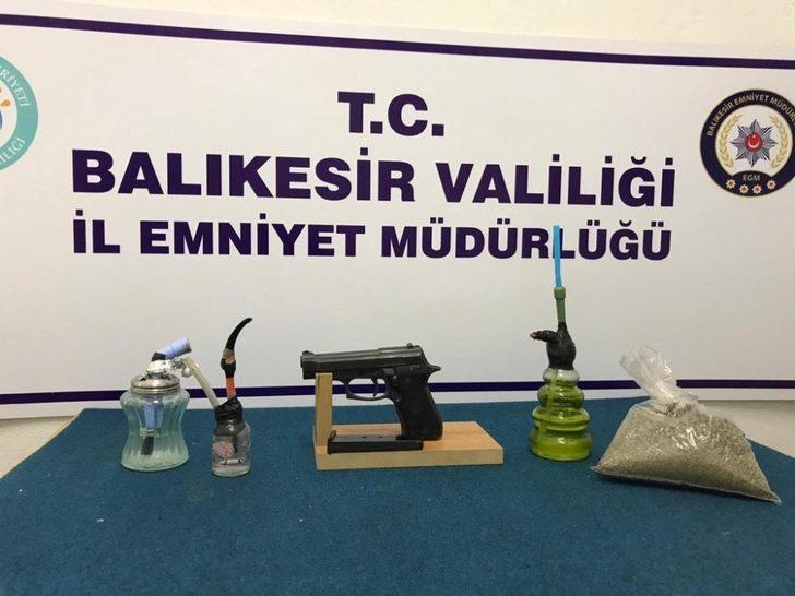 Balıkesir’de 20 aranan şahıs yakalandı G3
