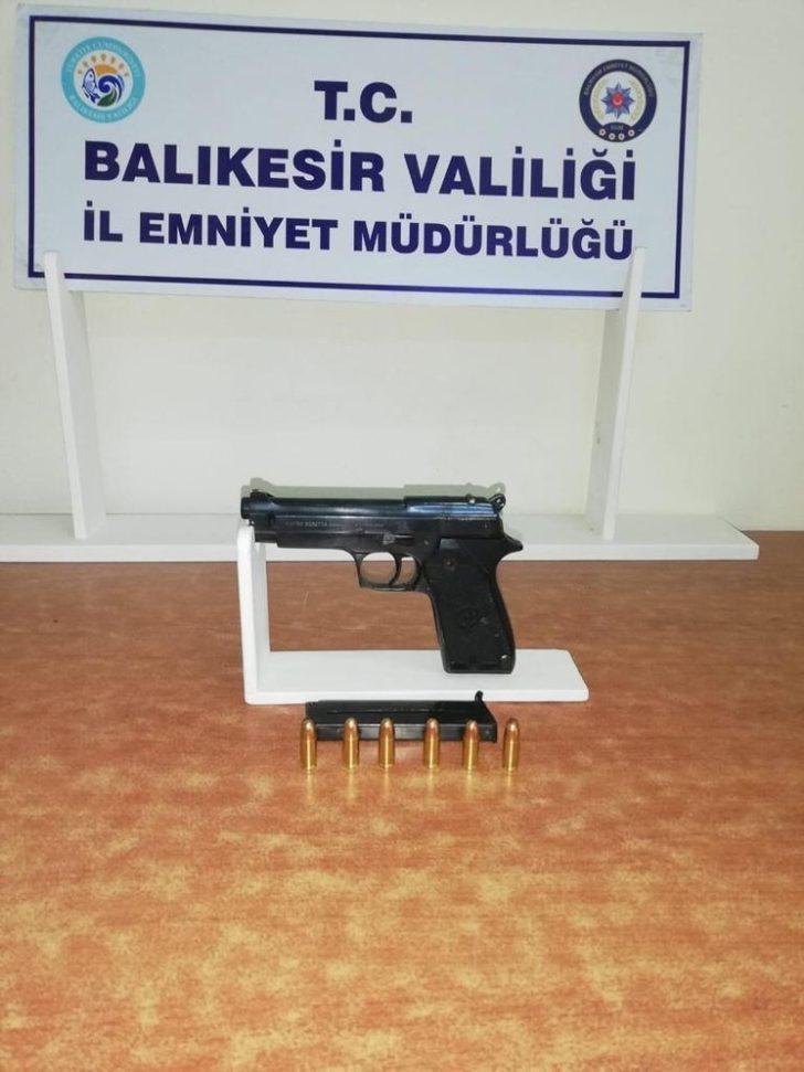 Balıkesir’de 20 aranan şahıs yakalandı G4