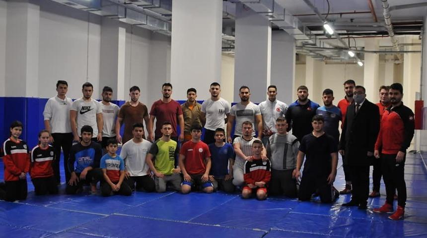 Çan Belediyesi Güreş Kulübünde ilk