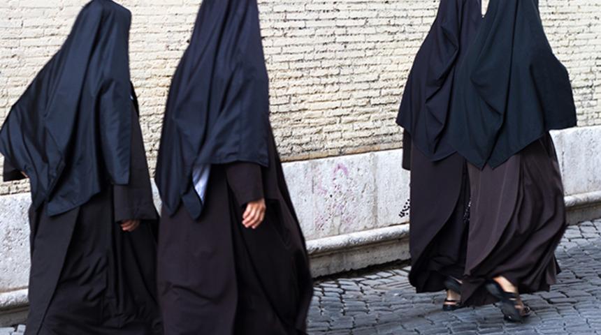 Skandal rapor sızdırıldı! Yetim çocukları iş adamlarına kiralamışlar