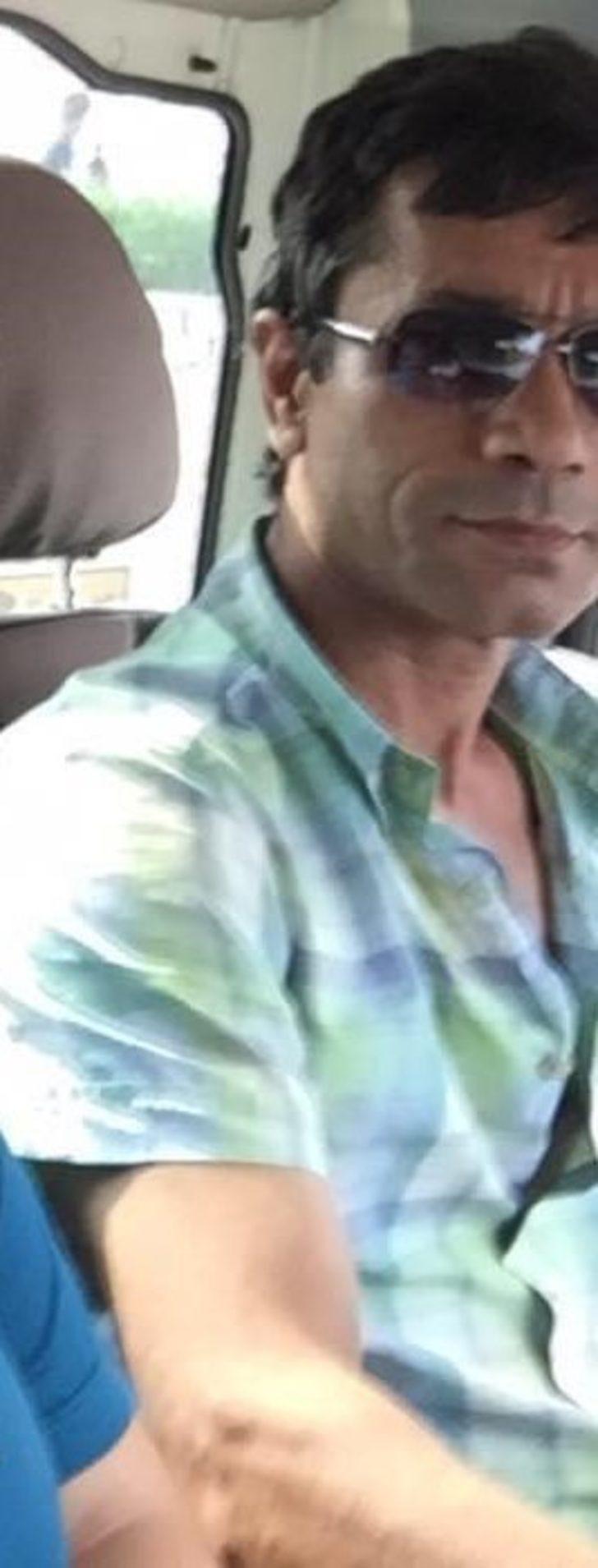 Babasını kalbinden bıçaklayıp öldürdü G4