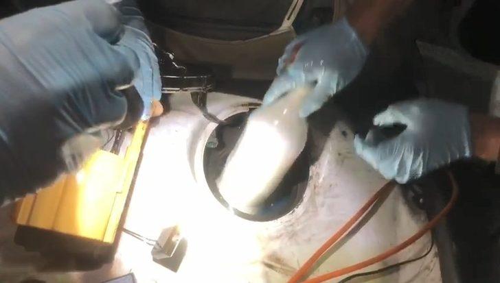Otomobilin yakıt deposunu uyuşturucu zulasına çevirmişler G1