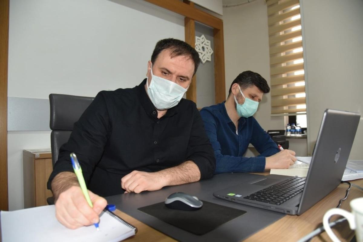 Karesi Belediyesi AB projelerine onlıne olarak devam ediyor