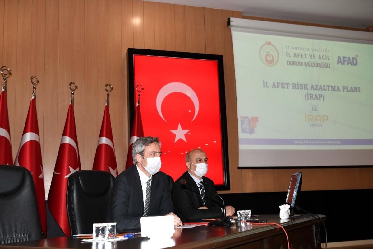 Afet risk azaltma planı hazırlık toplantısı