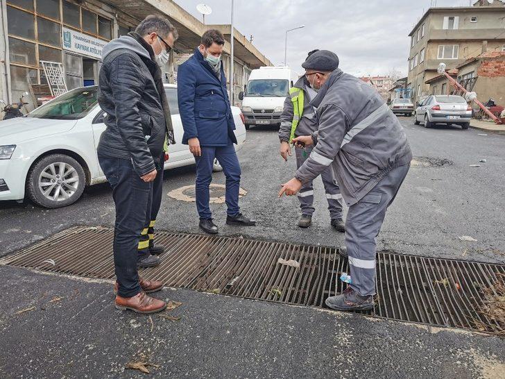 Başkan Talay sağanaktan etkilenen bölgelerde incelemelerde bulundu G3