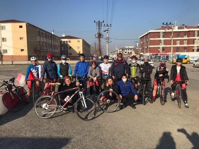 106 kilometre pedal çevirecekler