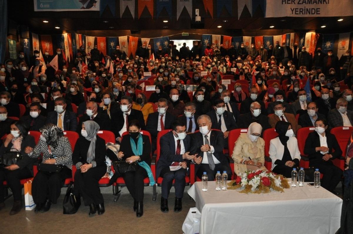 AK Parti Kars Kadın Kolları 6. Olağan Kongresi yapıldı