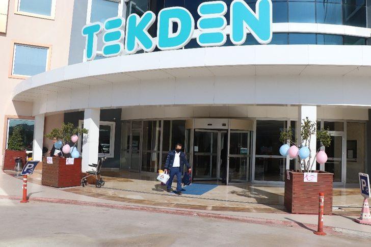 Onkoloji hastalarına moral olsun diye hastane balonlarla süslendi G5