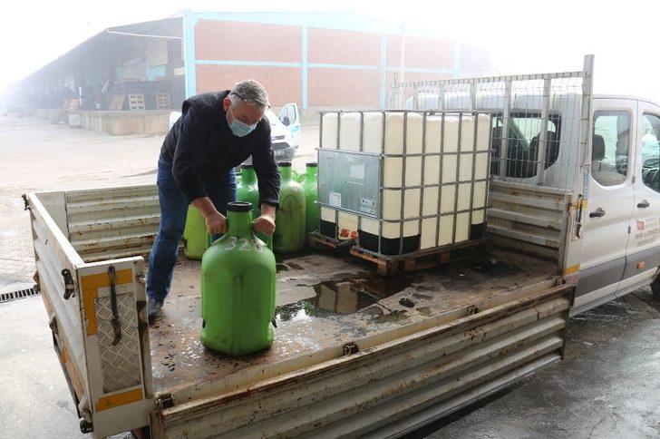 Turgutlu Belediyesi bin 442 kilogram zeytin yağı elde etti G2