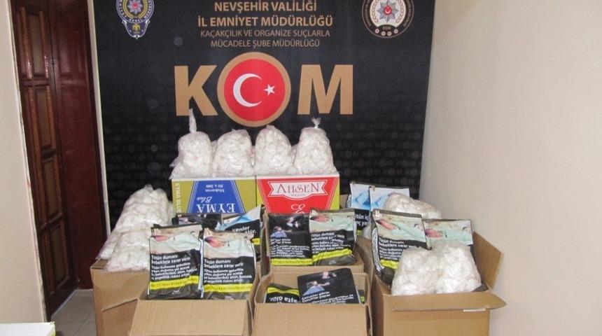 Ş&uuml;pheli kamyondan 80 kilogram t&uuml;t&uuml;n ele ge&ccedil;irildi