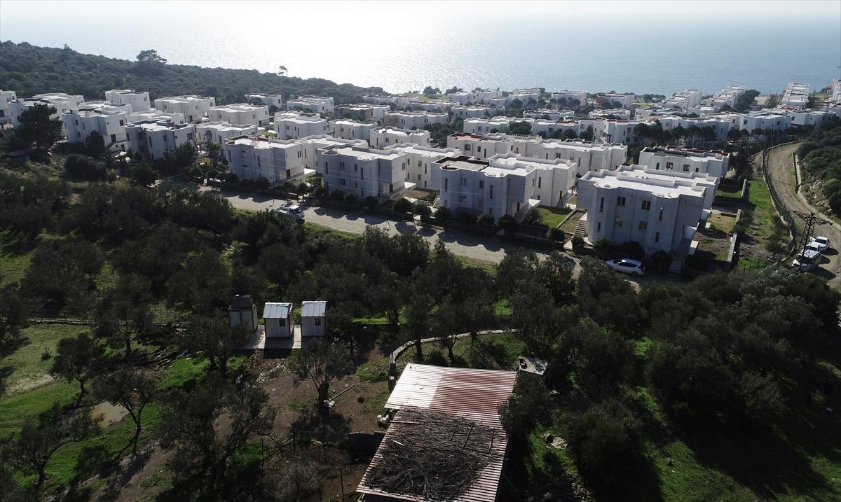 G&Uuml;NCELLEME - &Ccedil;anakkale'de kayıp tıp fak&uuml;ltesi &ouml;ğrencisi i&ccedil;in arama &ccedil;alışması başlatıldı