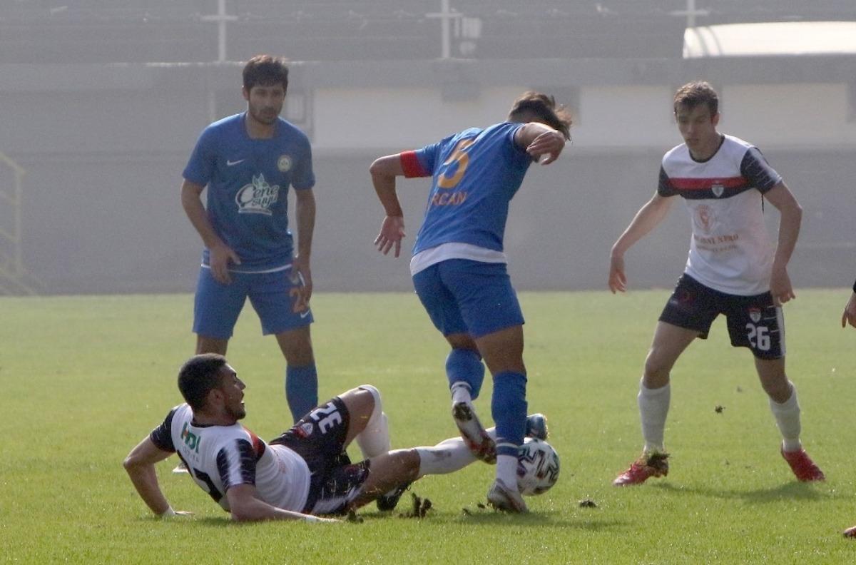 TFF 3. Lig: Manisaspor: 1 Belediye Derince: 5