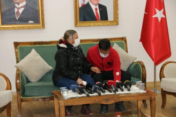 HDP önündeki ailelerin çığlığı PKK’yı bitirme noktasına getirdi, 23’üncü aile evladına kavuştu G3