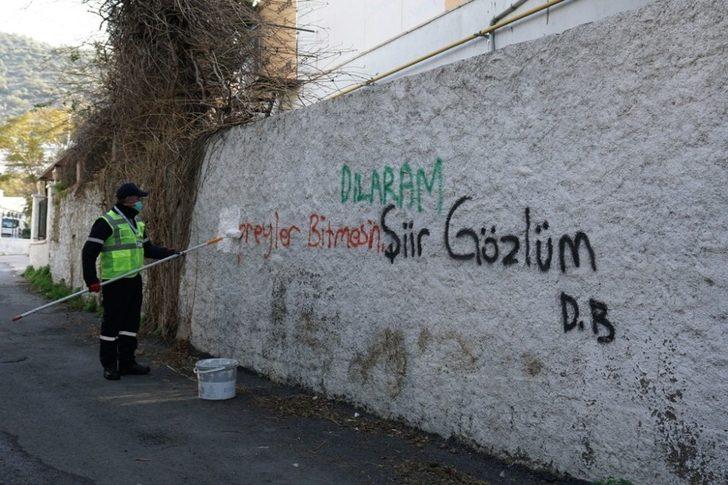 Gençler yazıyor, belediye siliyor G2