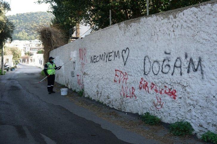 Gençler yazıyor, belediye siliyor G5