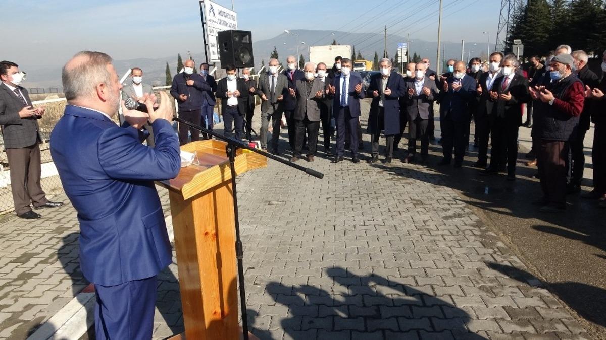 Karab&uuml;k Organize Sanayi B&ouml;lgesi Camii i&ccedil;in temel atma t&ouml;reni yapıldı