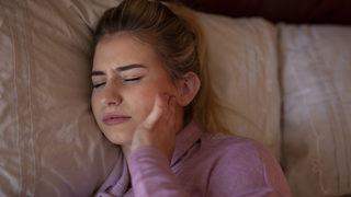 Pandemide artış gösterdi! Diş sıkma tedavisi masseter botoks ile gerçekleşiyor