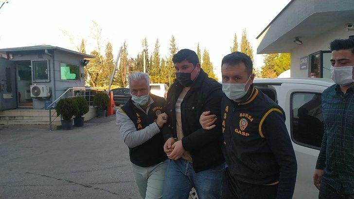 Pompalı tüfekle kuyumcuyu soyan kar maskeli 2 kişi 5 saat içinde yakalandı G2