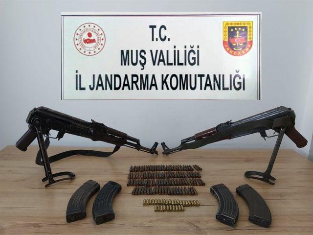 Silah ve mühimmat kaçakçılığı operasyonu: 3 gözaltı