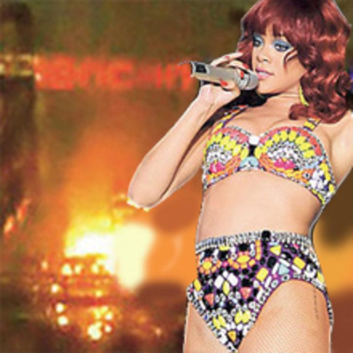 Rihanna Yanıyordu! 