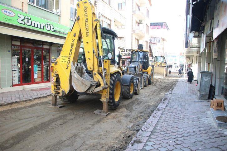 Akyazı’da iki sokak yenileniyor G2