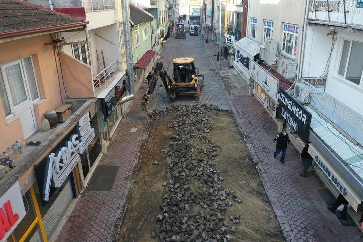 Akyazı’da iki sokak yenileniyor G3