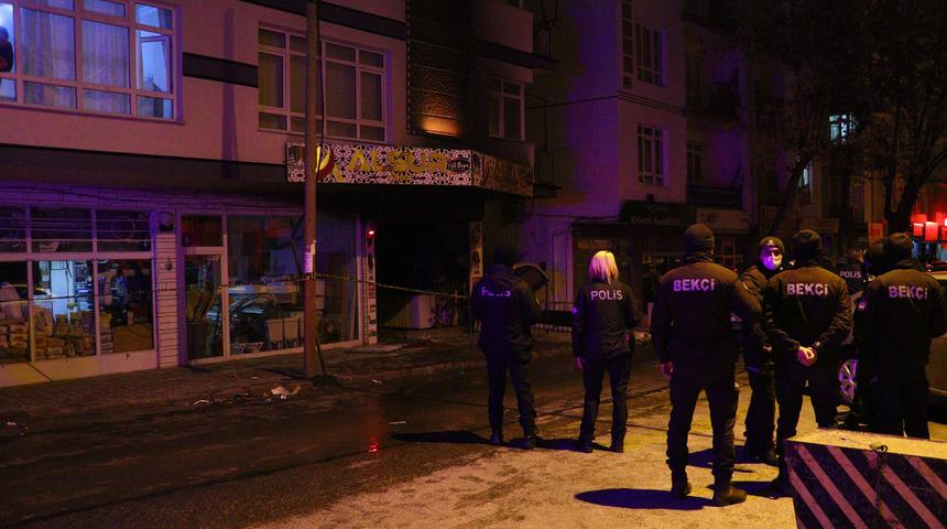 Kundakladığı iş yerinin sahibini telefonla arayıp, yangını izleten şüpheli yakalandı