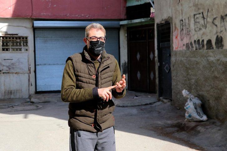 Engelli seyyar satıcının ekmek teknesini çaldılar G3