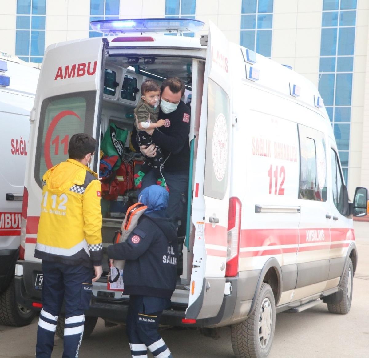 Sağlık &ccedil;alışanından şefkat dolu hareket