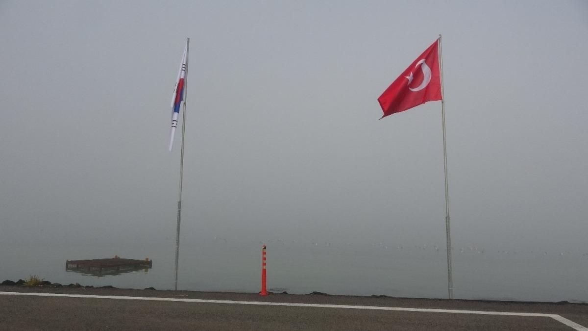 &Ccedil;anakkale Boğazı yoğun sis nedeniyle trafiğe kapandı