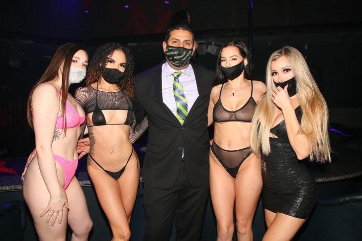 Striptiz kulübü Super Bowl için hazır G3