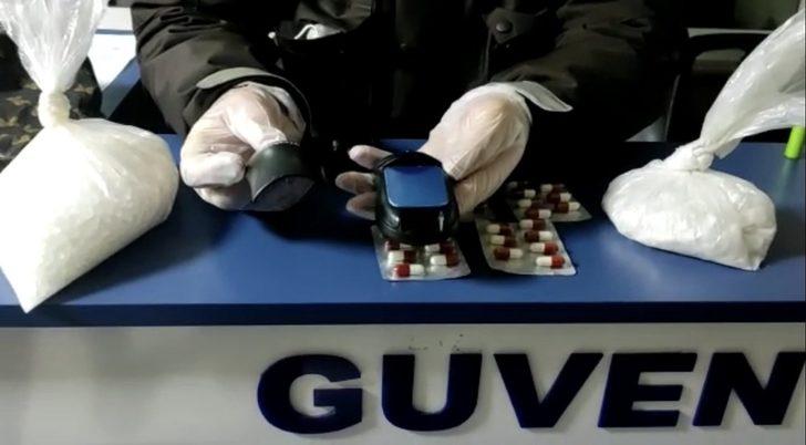 (Özel) Şişli’de 300 bin lira değerinde 1.2 kilo metamfetamin ele geçirildi G3