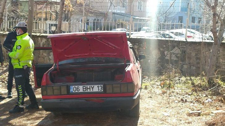 Polisten kaçmaya çalışan şüpheli kıskıvrak yakalandı G4