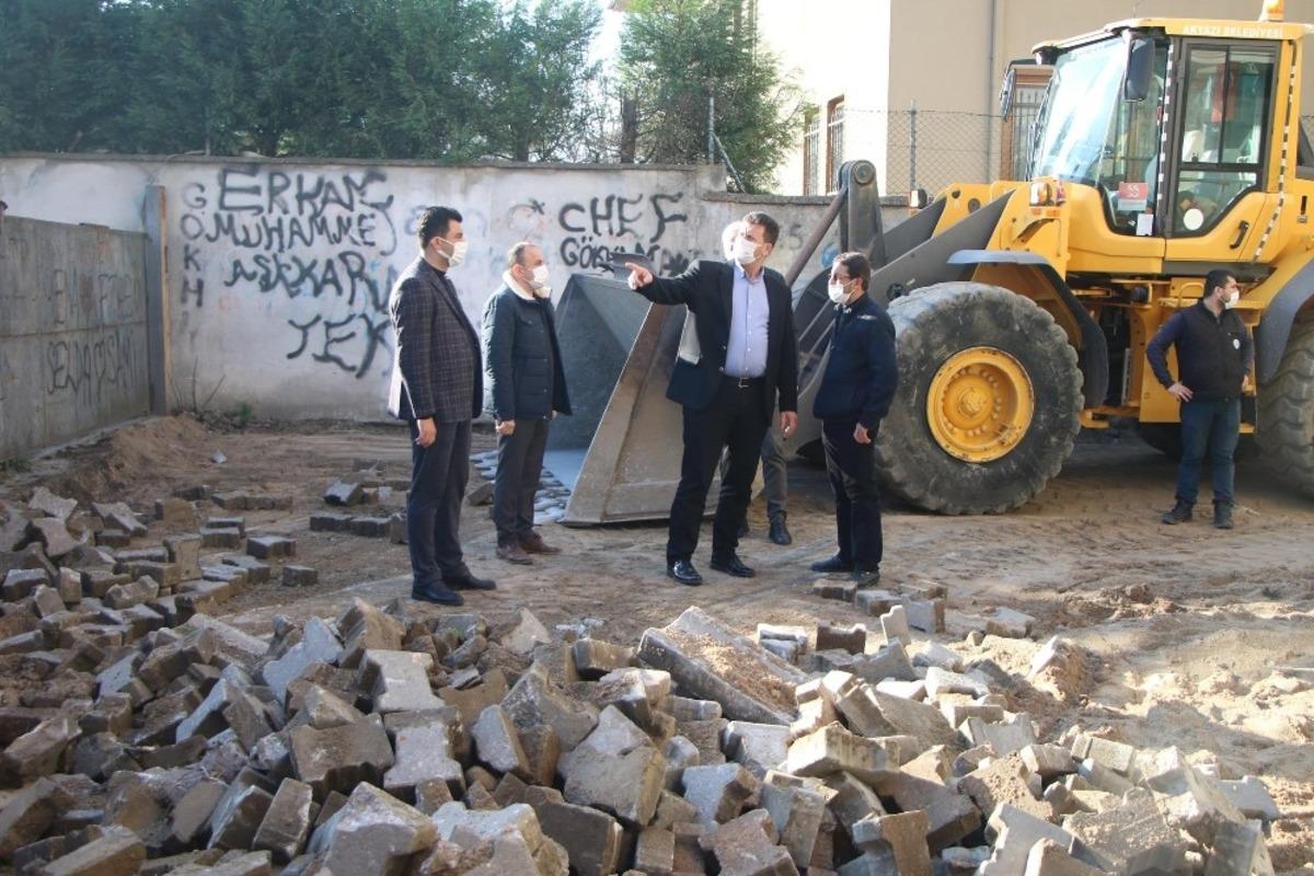 Akyazı il&ccedil;e merkezi yenileniyor