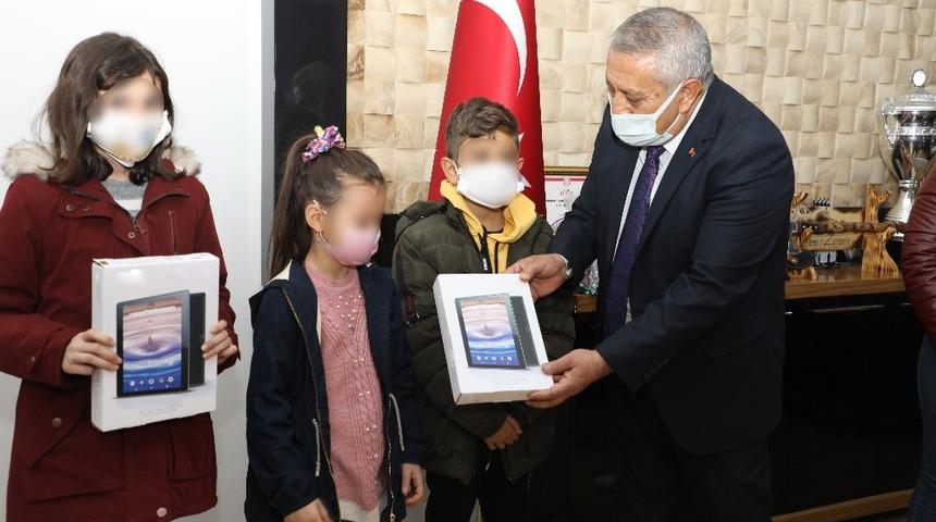 Afyonkarahisar Belediyesinden eğitime &ouml;nemli destek