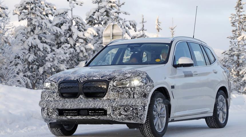 BMW iX3 kamuflajlı yakalandı!