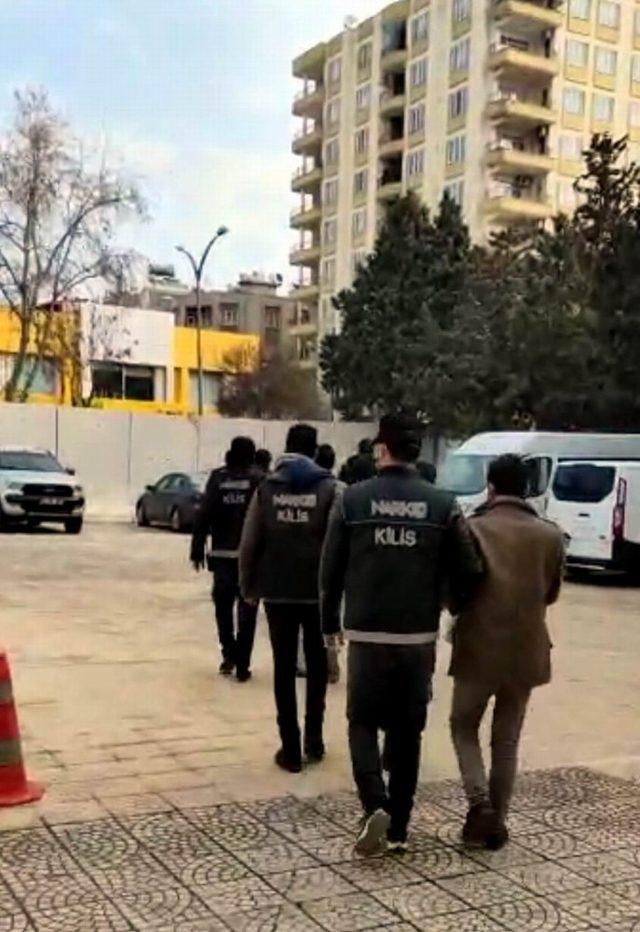 Kilis ve Gaziantep’te 13 adresi eş zamanlı operasyon