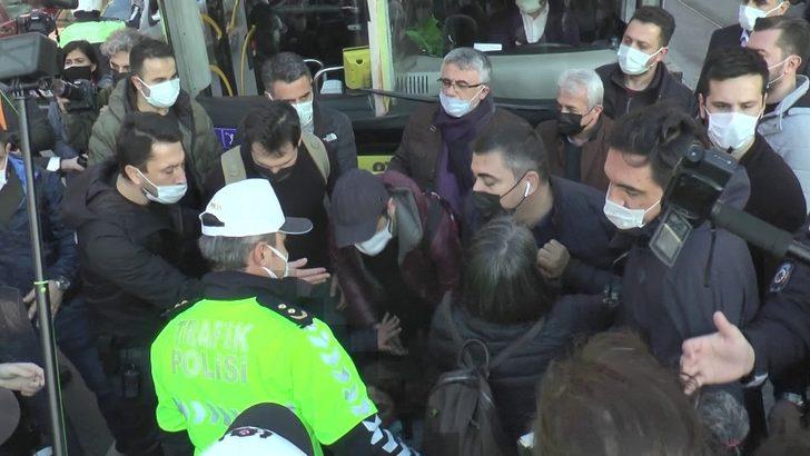 HDP’li vekiller dokunulmazlıklarını kullanarak yol kapatmaya kalktı G4