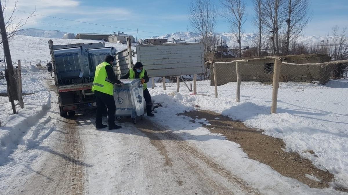 İpekyolu Belediyesinden &ccedil;&ouml;p konteyneri dağıtımı