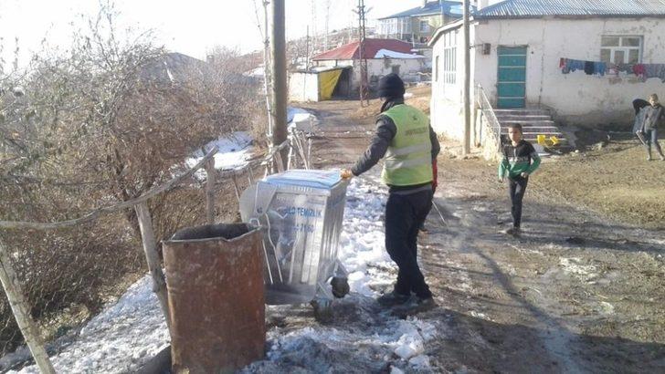 İpekyolu Belediyesinden çöp konteyneri dağıtımı G4