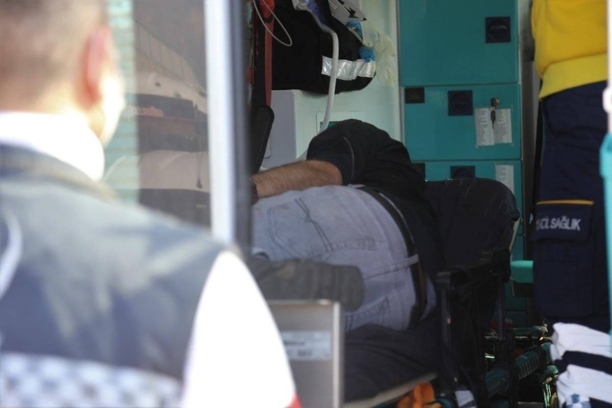 Kuzenler arasındaki k&uuml;f&uuml;r kavgası kanlı bitti