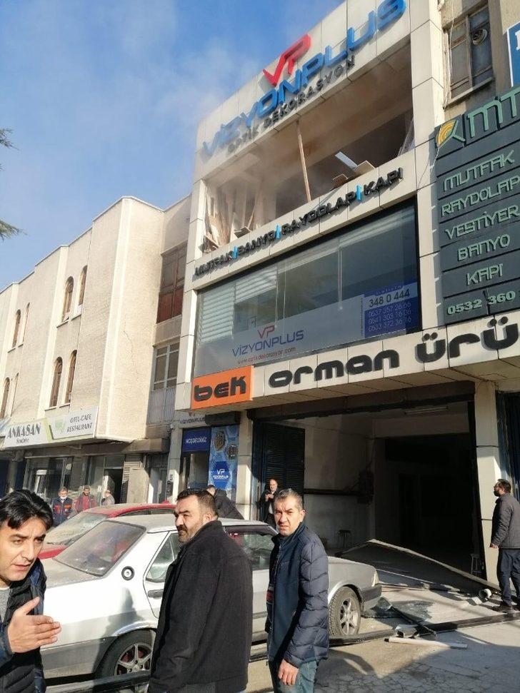 Başkent’te mobilya atölyesinde korkutan patlama G2
