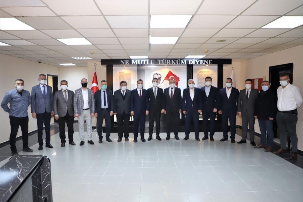 Turgutlu Belediyesi artık kendi &ccedil;arklarıyla d&ouml;n&uuml;yor