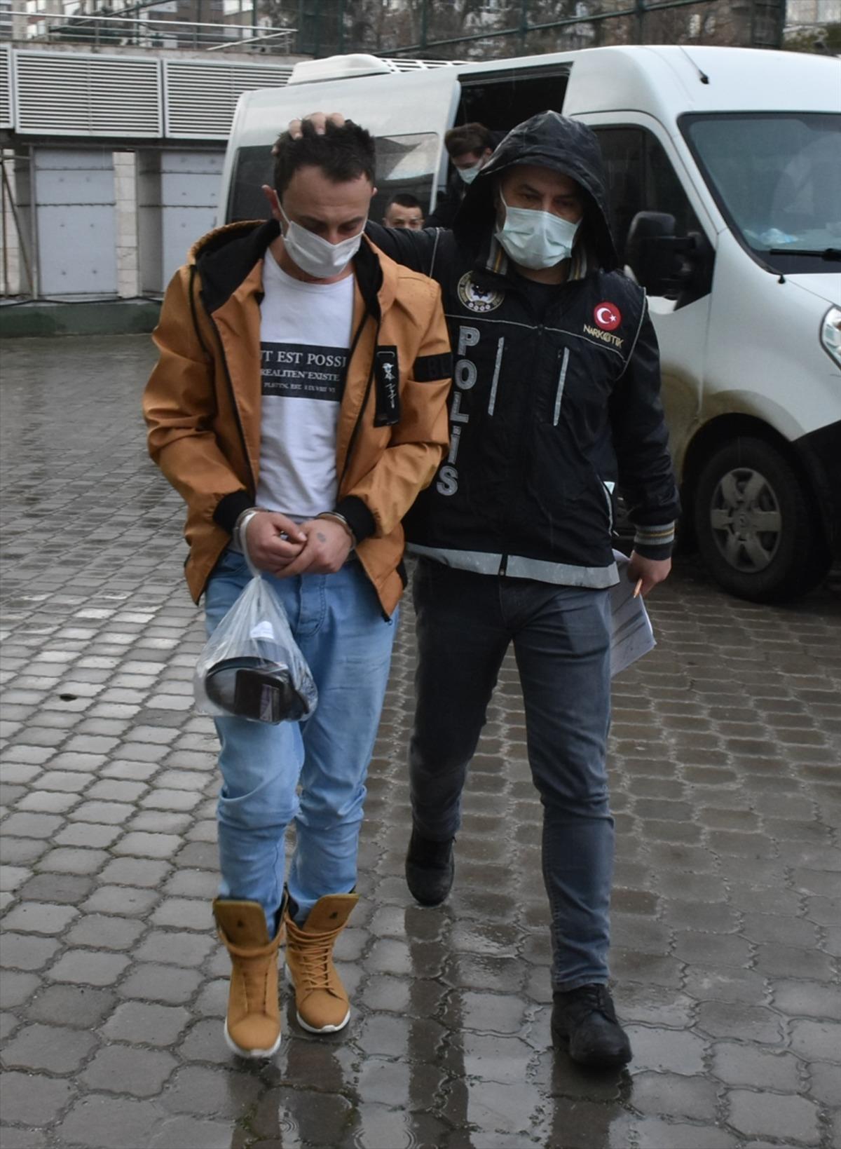 G&Uuml;NCELLEME - Samsun'daki uyuşturucu operasyonunda yakalanan 11 zanlıdan 5'i tutuklandı